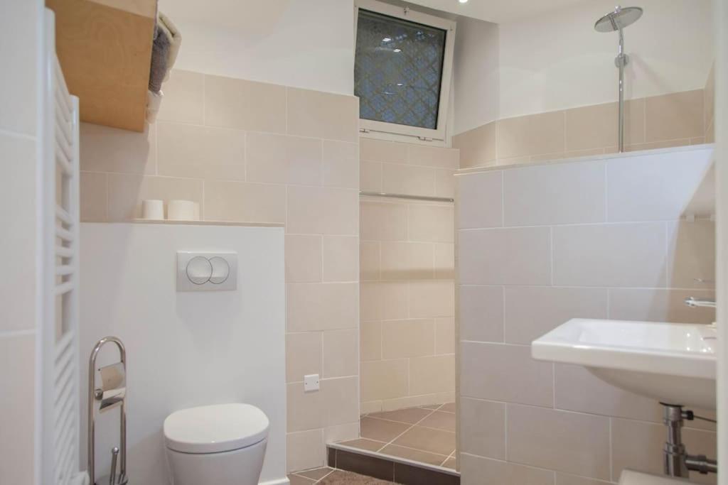 #28 1 Bdr Flat Ac Balcony Hper Central 10Mins To Beach & Old Town 尼斯 外观 照片
