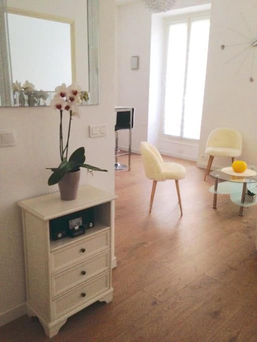 #28 1 Bdr Flat Ac Balcony Hper Central 10Mins To Beach & Old Town 尼斯 外观 照片