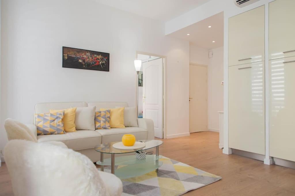 #28 1 Bdr Flat Ac Balcony Hper Central 10Mins To Beach & Old Town 尼斯 外观 照片